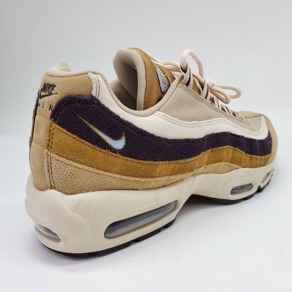 Nike Air Max 95 Premium Suede Canvas - Picture 7 of 8